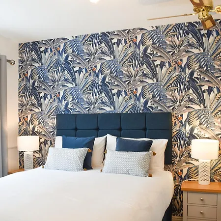 Holiday home Askham House