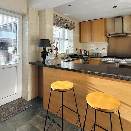 Askham House Дом отдыха